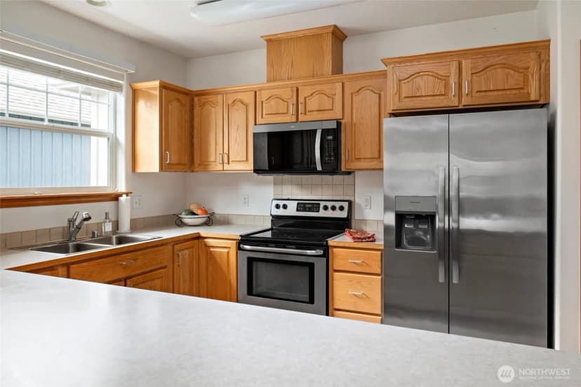 Property photo for 1300 Sw Windsor Street, Oak Harbor photo 16