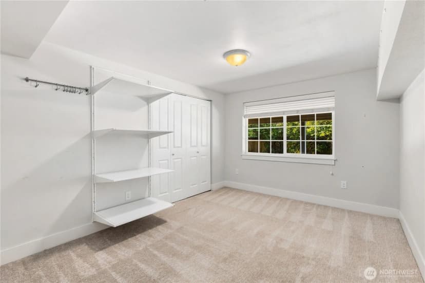 Property photo for 6733 121st Avenue Se, Bellevue photo 23