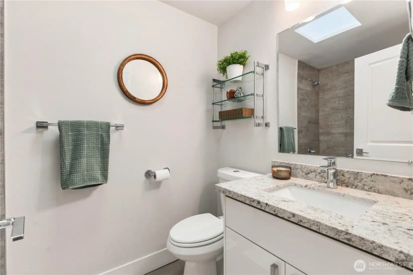 Property photo for 6733 121st Avenue Se, Bellevue photo 17