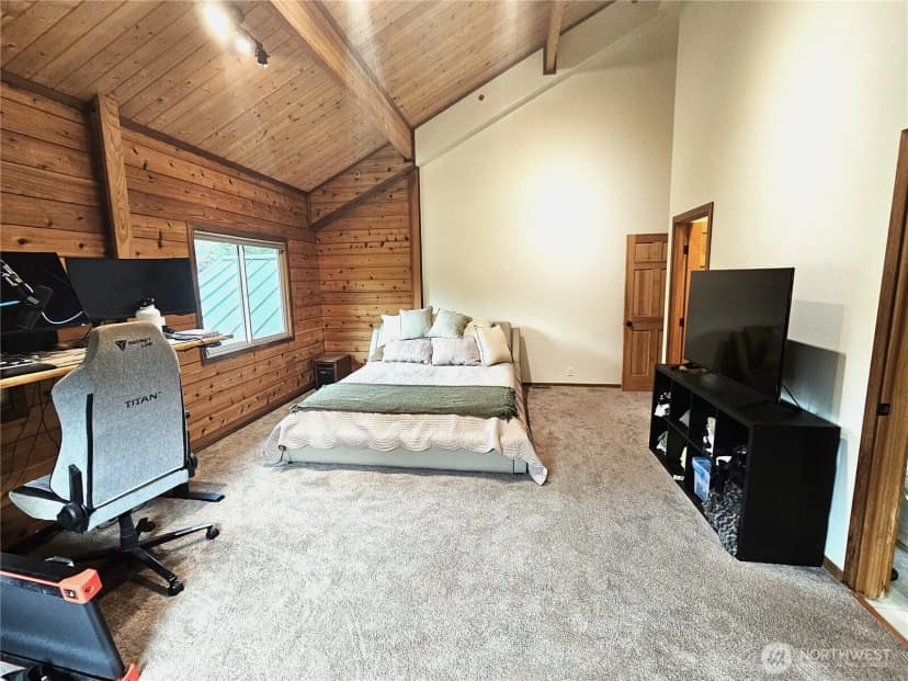 Property photo for 7717 252nd Avenue Ne, Redmond photo 18