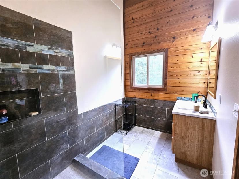 Property photo for 7717 252nd Avenue Ne, Redmond photo 20