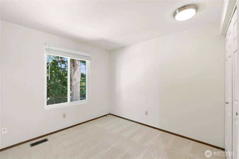 Property photo for 23424 Ne 27th Street, Sammamish photo 19
