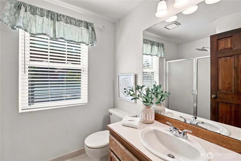 Property photo for 23424 Ne 27th Street, Sammamish photo 16