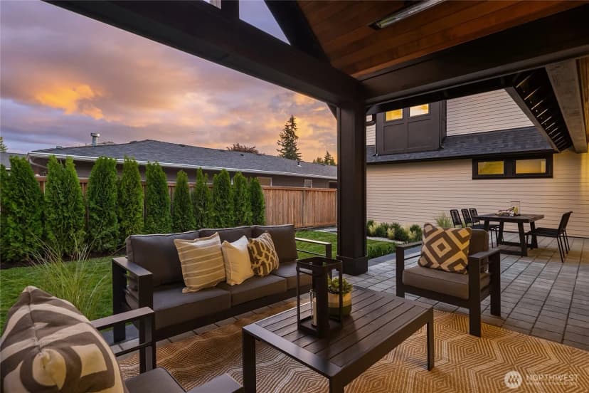 Property photo for 8040 Forest Drive Ne, Seattle photo 13