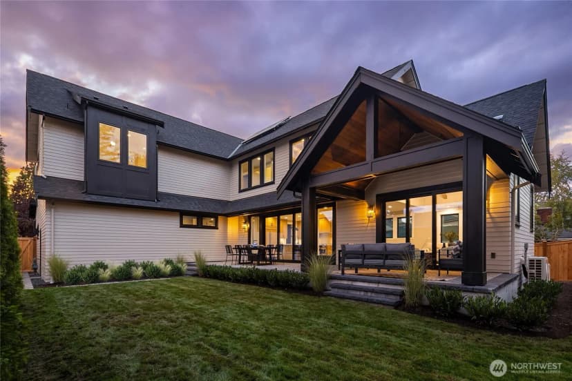 Property photo for 8040 Forest Drive Ne, Seattle photo 35
