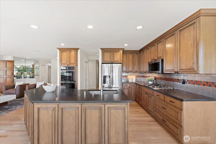 Property photo for 9095 Se 79th Street, Mercer Island photo 14