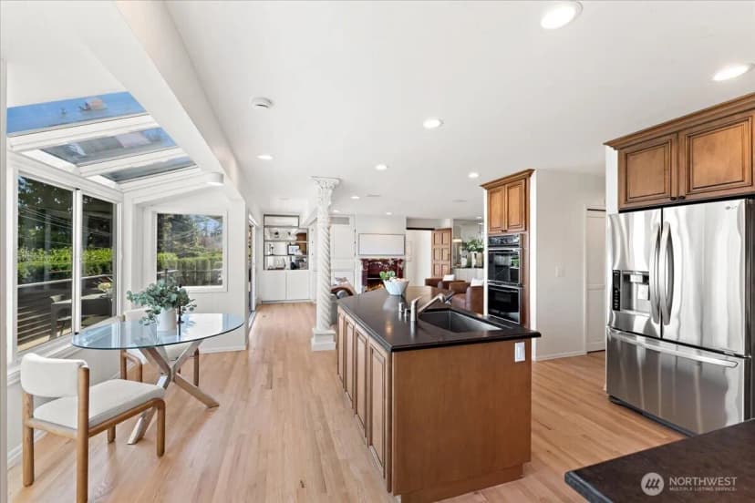 Property photo for 9095 Se 79th Street, Mercer Island photo 10