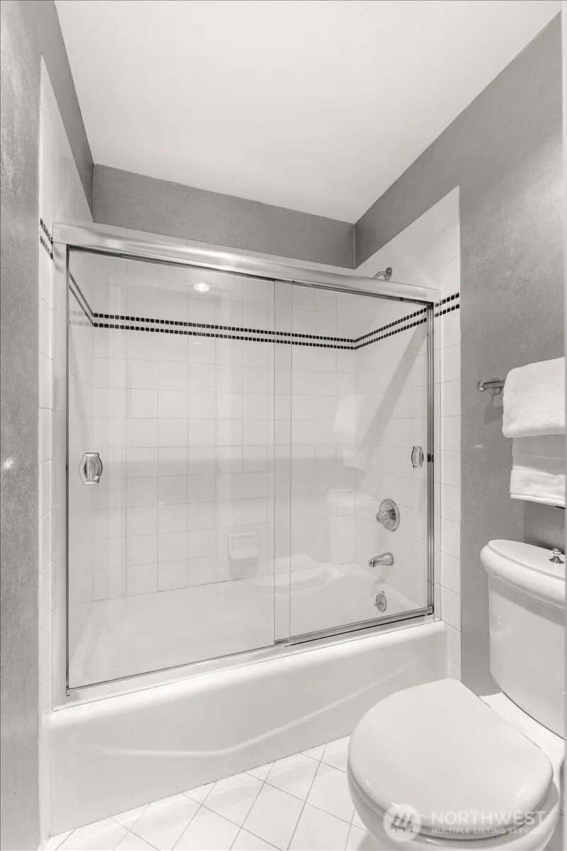 Property photo for 9095 Se 79th Street, Mercer Island photo 30