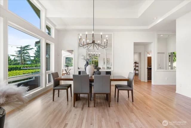 Property photo for 9095 Se 79th Street, Mercer Island photo 4