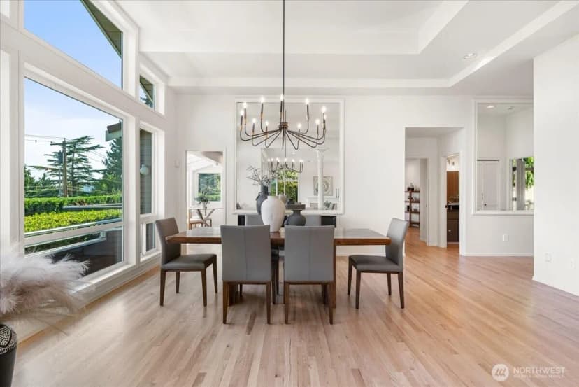 Property photo for 9095 Se 79th Street, Mercer Island photo 4