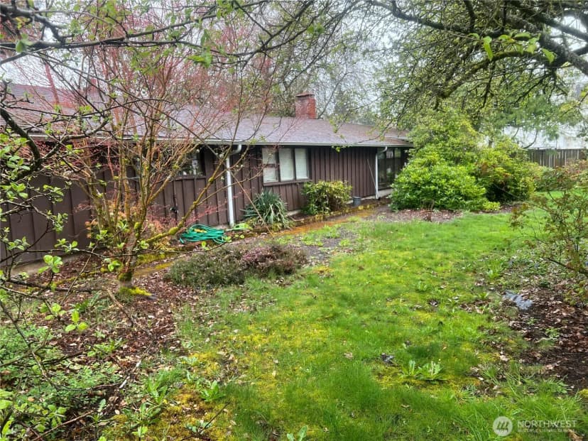 Property photo for 224 126th Street E, Tacoma
