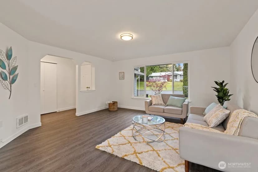 Property photo for 1930 75th Street Se, Everett photo 9