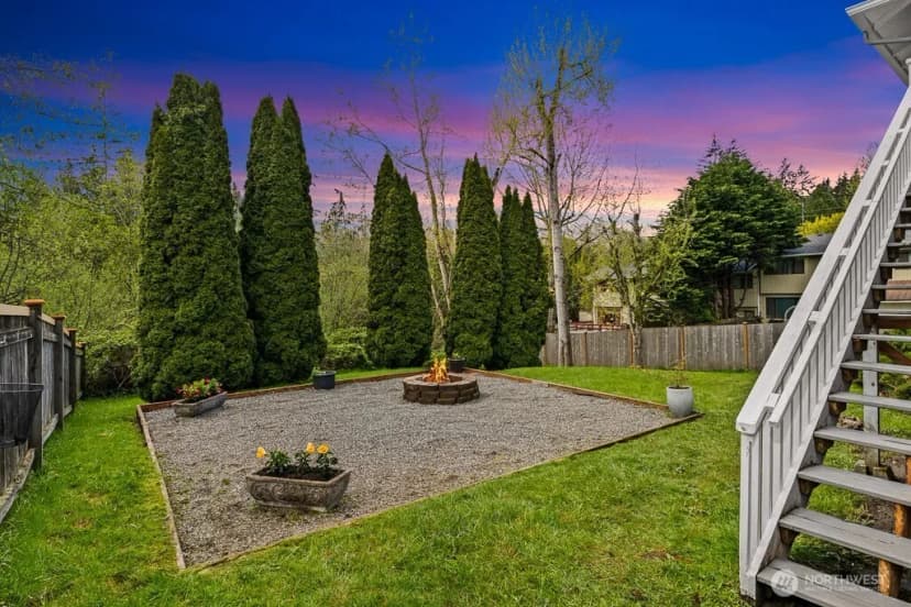 Property photo for 1930 75th Street Se, Everett photo 4