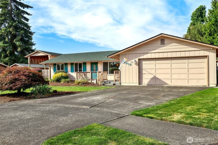 Property photo for 3915 Cherrywood Street, Longview