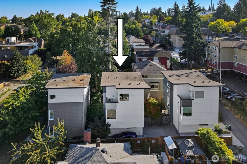 Property photo for 6533 34th Avenue Sw #b, Seattle photo 30