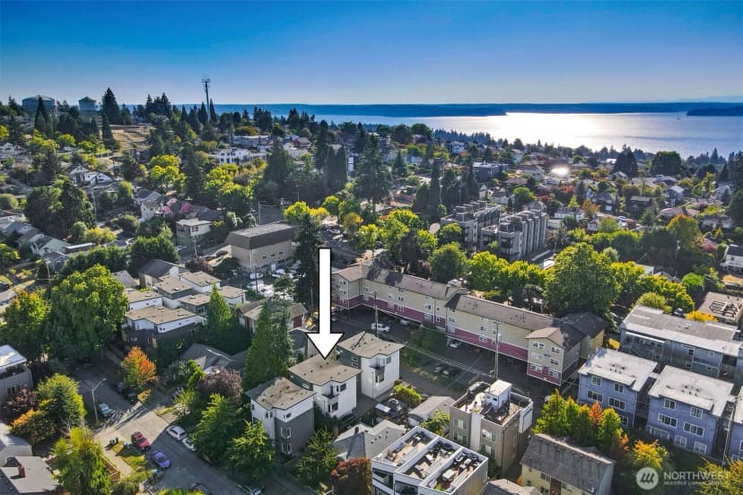 Property photo for 6533 34th Avenue Sw #b, Seattle photo 35