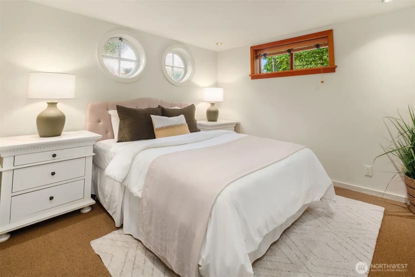 Property photo for 535 N 74th Street, Seattle photo 30