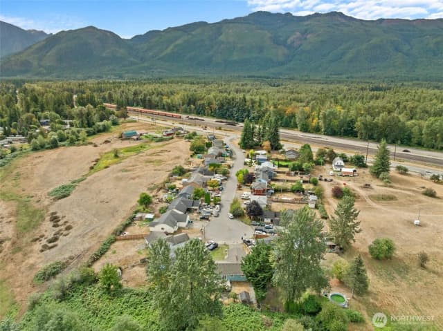 Property photo for 223 Nugget Road, Gold Bar photo 2