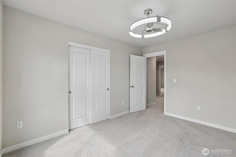Property photo for 8702 N 5th Street, Ridgefield photo 20