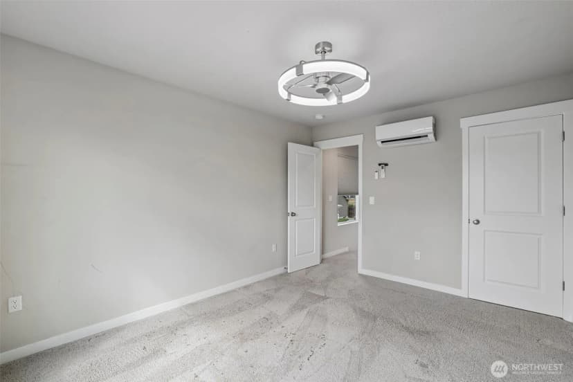 Property photo for 8702 N 5th Street, Ridgefield photo 17