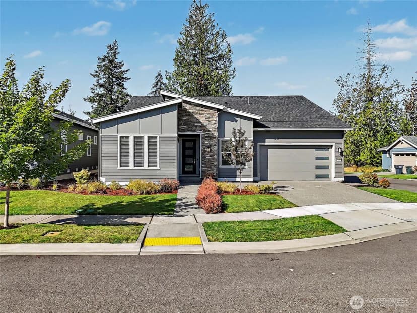 Property photo for 15402 174th Avenue Ct E, Bonney Lake photo 2