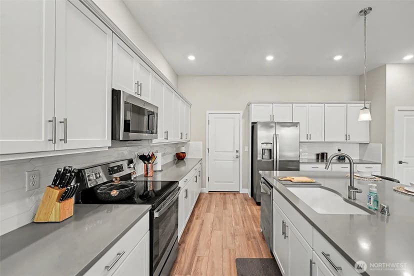 Property photo for 15402 174th Avenue Ct E, Bonney Lake photo 14