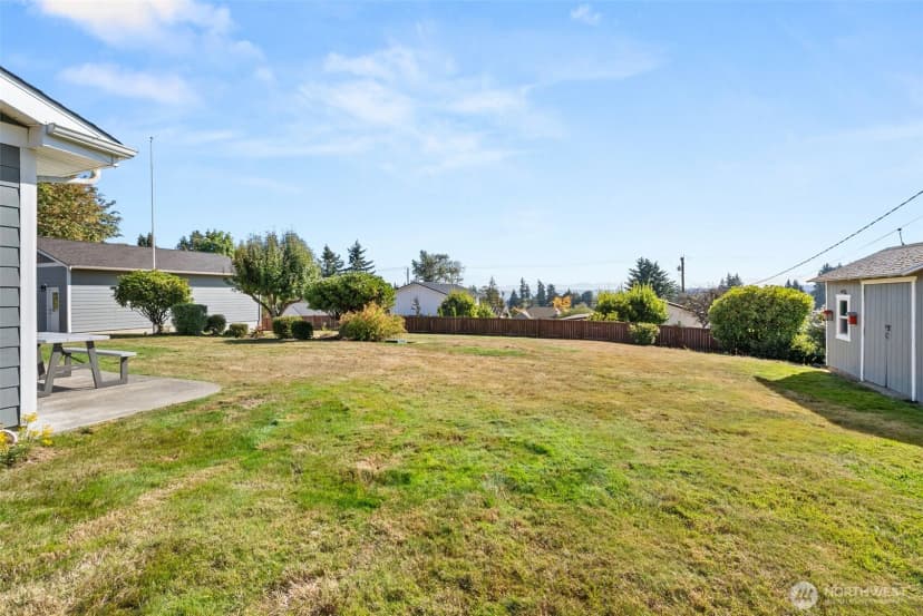 Property photo for 6902 92nd Street E, Puyallup photo 24