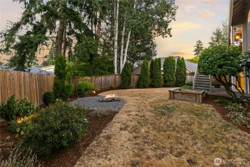 Property photo for 17102 Ne 37th Place, Bellevue photo 35