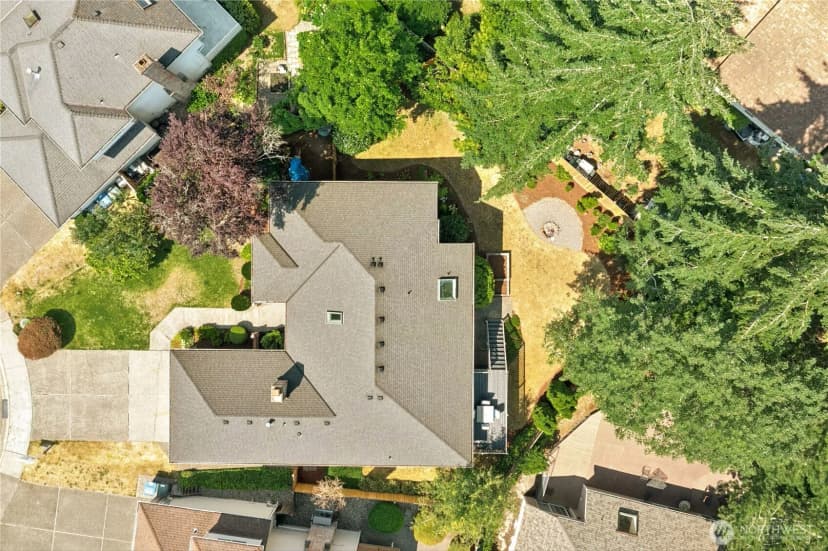 Property photo for 17102 Ne 37th Place, Bellevue photo 37