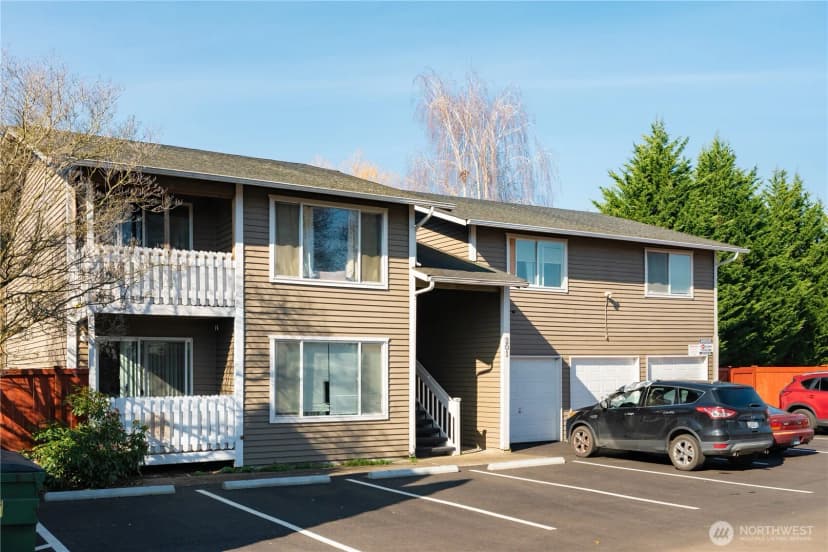 Property photo for 201 2nd Place Se, Pacific
