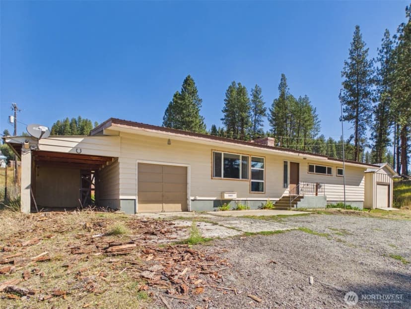 Property photo for 1020 Leo Gaffney Boulevard, Republic