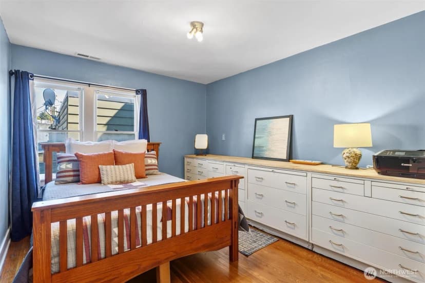 Property photo for 712 Nw 65th Street, Seattle photo 11