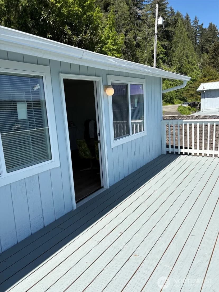 Property photo for 22600 N Us Hwy 101, Shelton photo 12