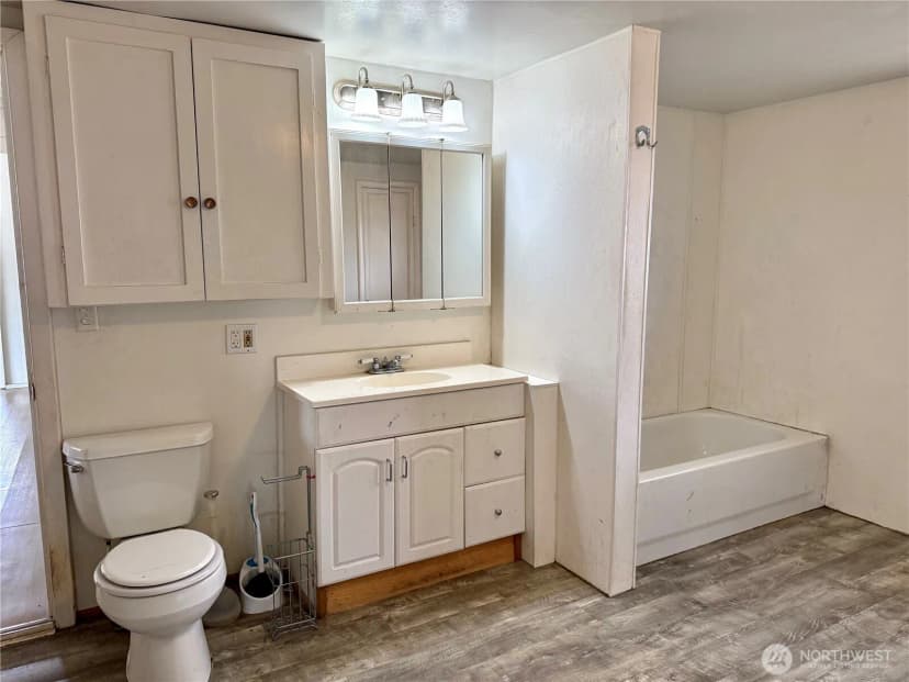 Property photo for 410 W Glover Street, Harrington photo 11