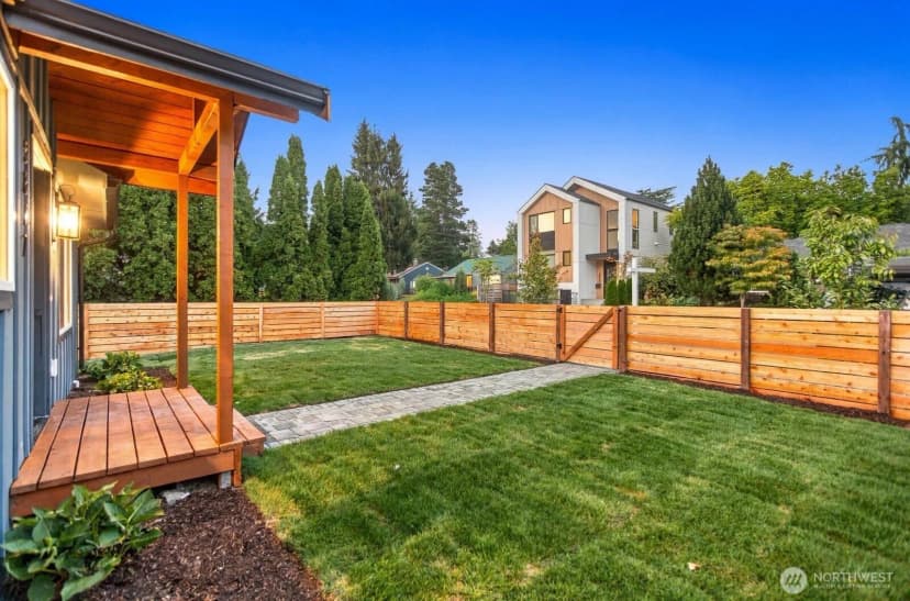 Property photo for 5817 56th Avenue Ne, Seattle photo 24