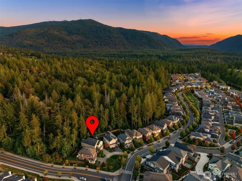 Property photo for 1703 Ne Falls Drive, Issaquah photo 36