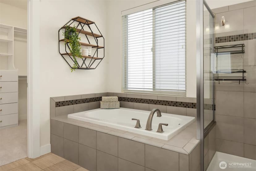 Property photo for 1703 Ne Falls Drive, Issaquah photo 19