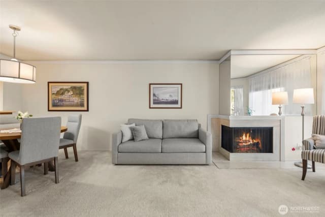 Property photo for 401 100th Avenue Ne #213, Bellevue photo 5