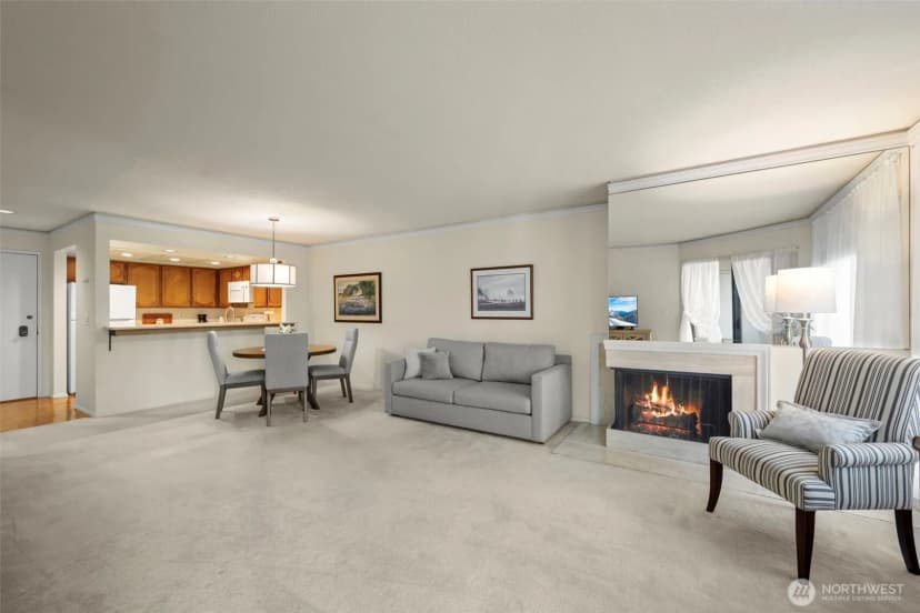 Property photo for 401 100th Avenue Ne #213, Bellevue photo 2