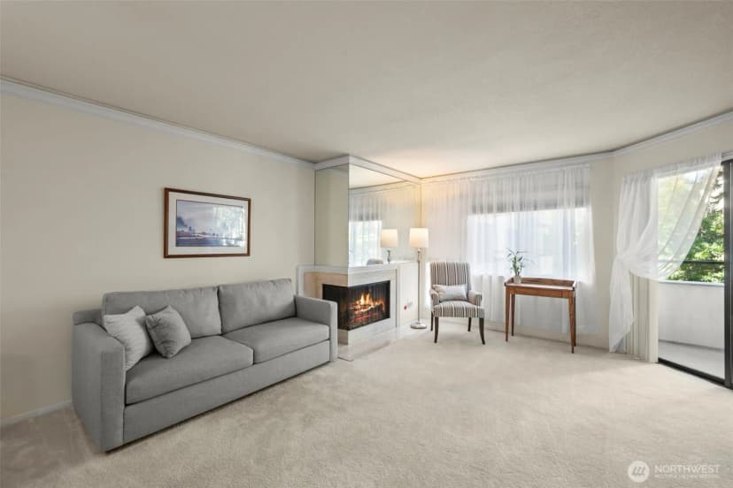 Property photo for 401 100th Avenue Ne #213, Bellevue photo 6