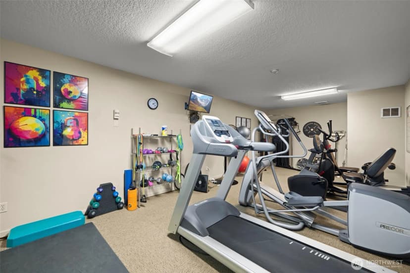 Property photo for 401 100th Avenue Ne #213, Bellevue photo 24