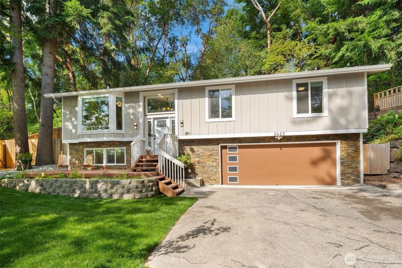 Property photo for 2623 124th Place Ne, Bellevue photo 30