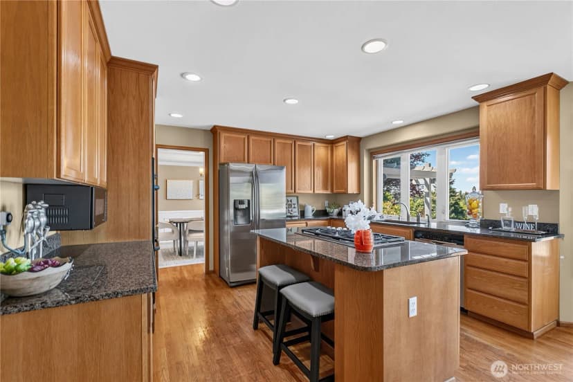 Property photo for 12228 Double Eagle Drive, Mukilteo photo 9