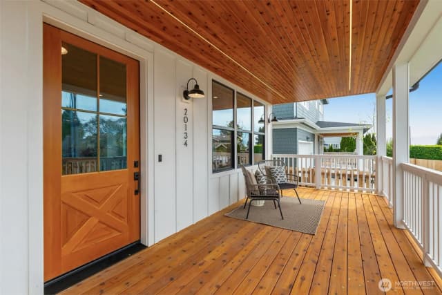 Property photo for 20134 23rd Avenue Nw, Shoreline photo 2