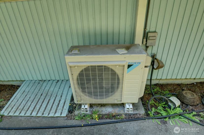 Property photo for 7112 5th Avenue Se, Lacey photo 27