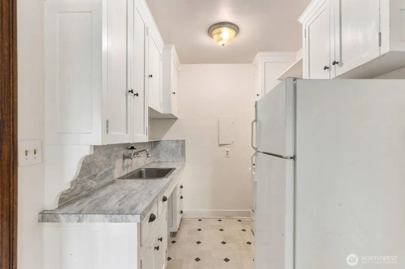 Property photo for 1631 16th Avenue #110, Seattle photo 18