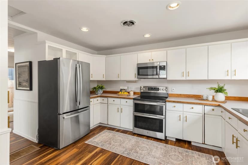 Property photo for 9588 Green Spot Place Ne, Bainbridge Island photo 17