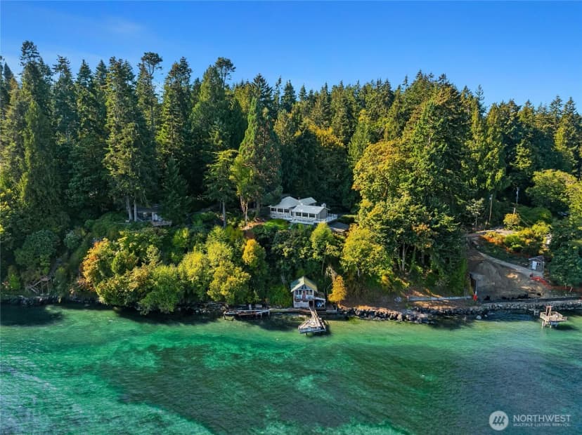 Property photo for 9588 Green Spot Place Ne, Bainbridge Island photo 2
