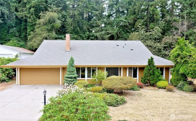 Property photo for 9802 58th Court E, Puyallup