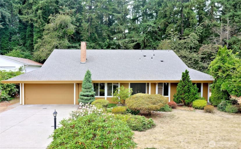 Property photo for 9802 58th Court E, Puyallup